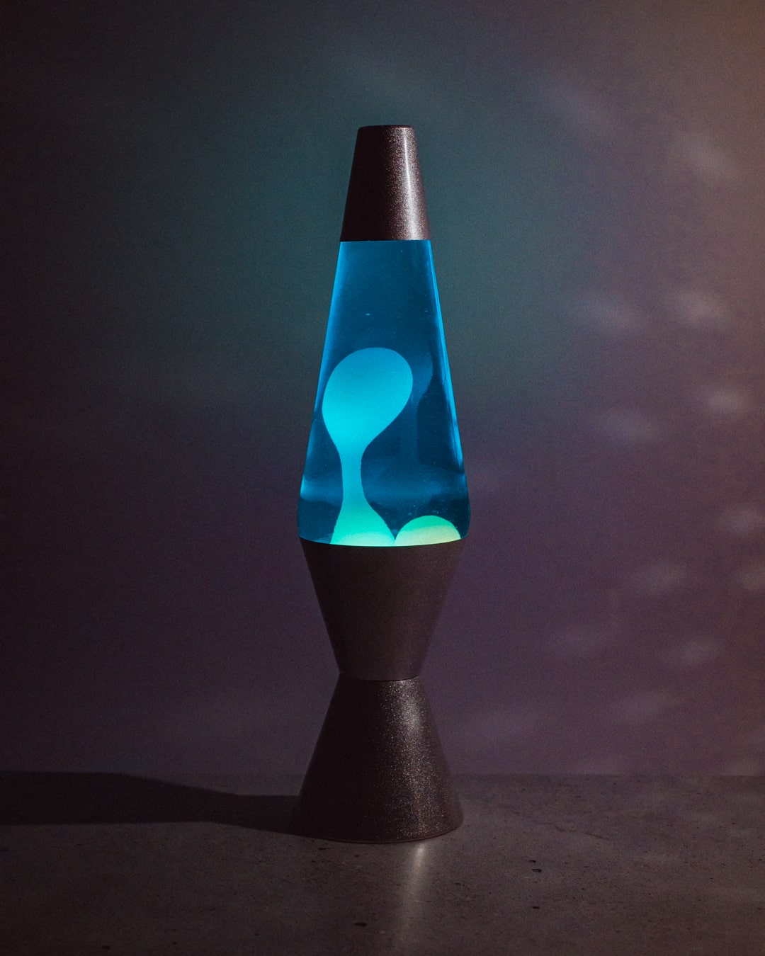 2 foot store lava lamp