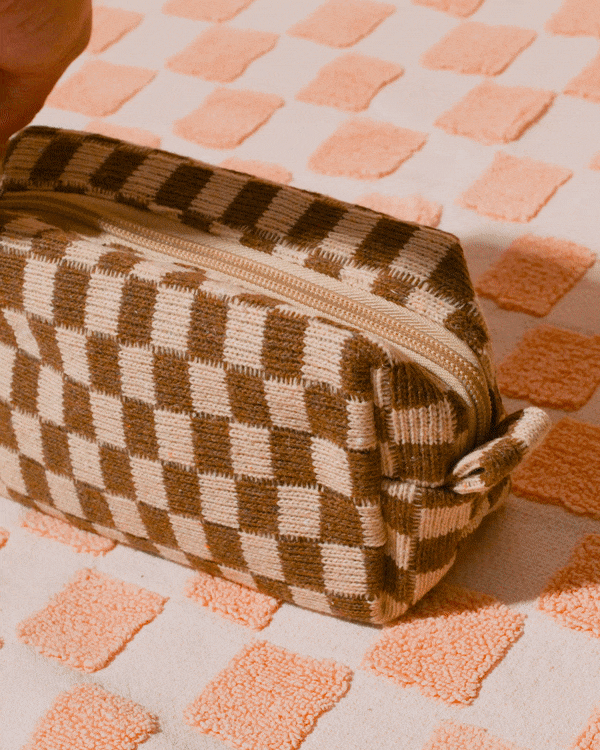 Bougie On The Run Checkered Pouch - Wishupon