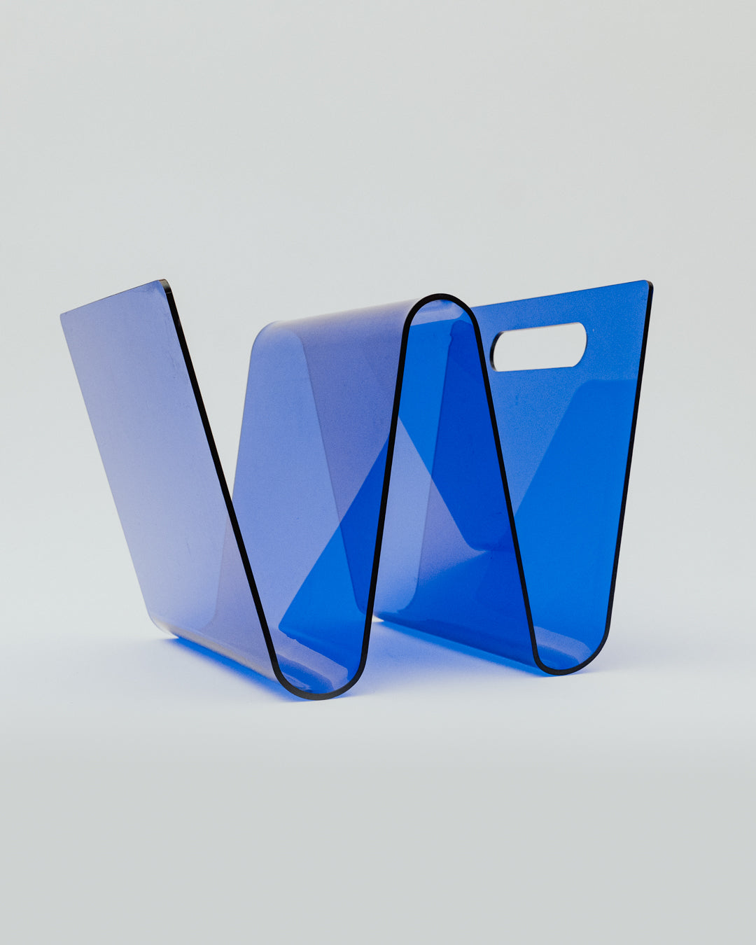 ‘Wavy’ Book and Magazine Stand